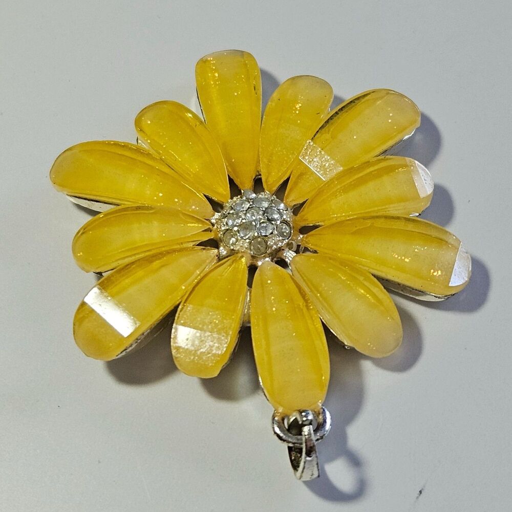 Silver Tone Sparkly Yellow Flower Pendant Clear Rhinestone Accents - Picture 8 of 9
